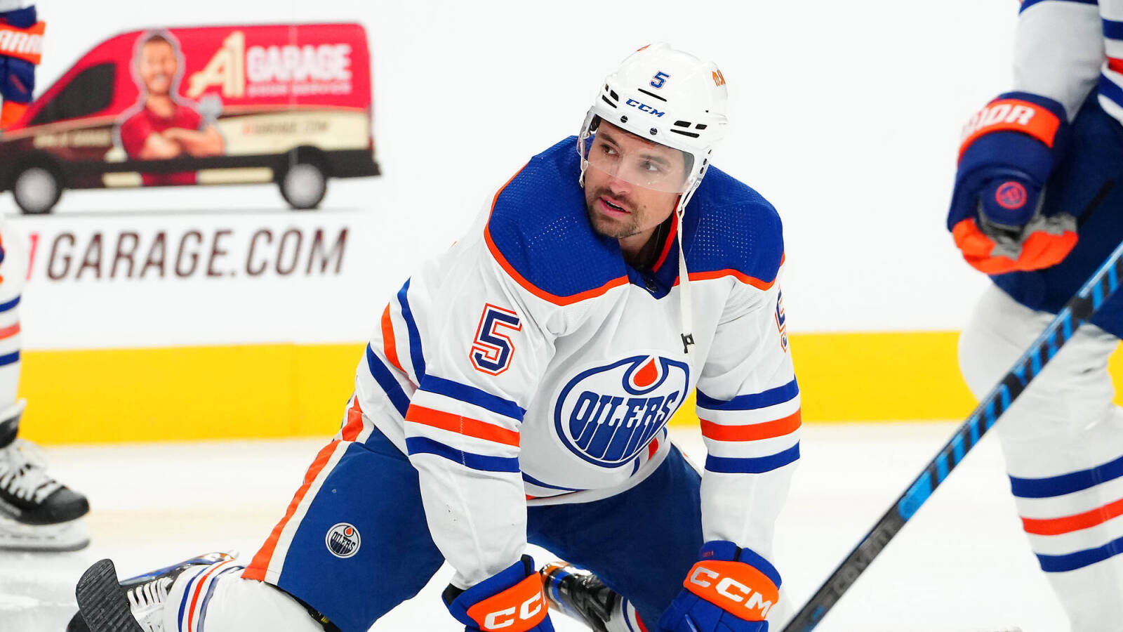 Oilers Try to Incentivize Teams To Take Contract Ahead of Deadline
