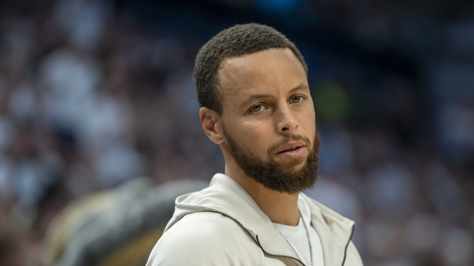 Warriors are testing Stephen Curry’s patience this offseason