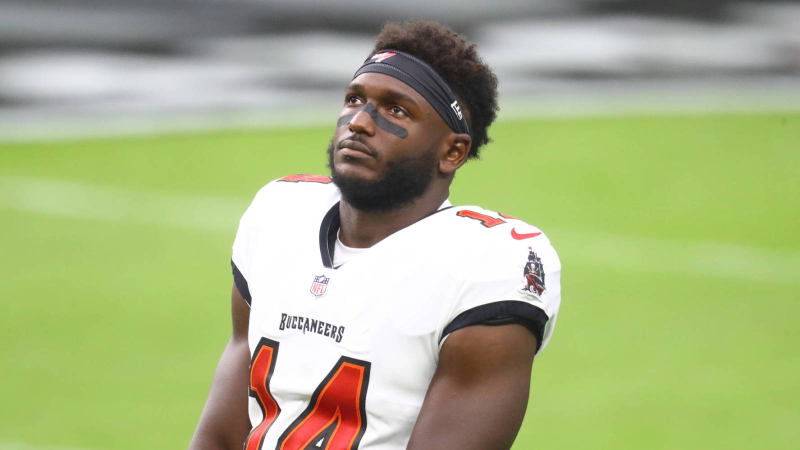 Bucs Wr Chris Godwin To Have Surgery On Fractured Finger Yardbarker Bucs Wr Chris Godwin To Have Surgery On Fractured Finger Yardbarker