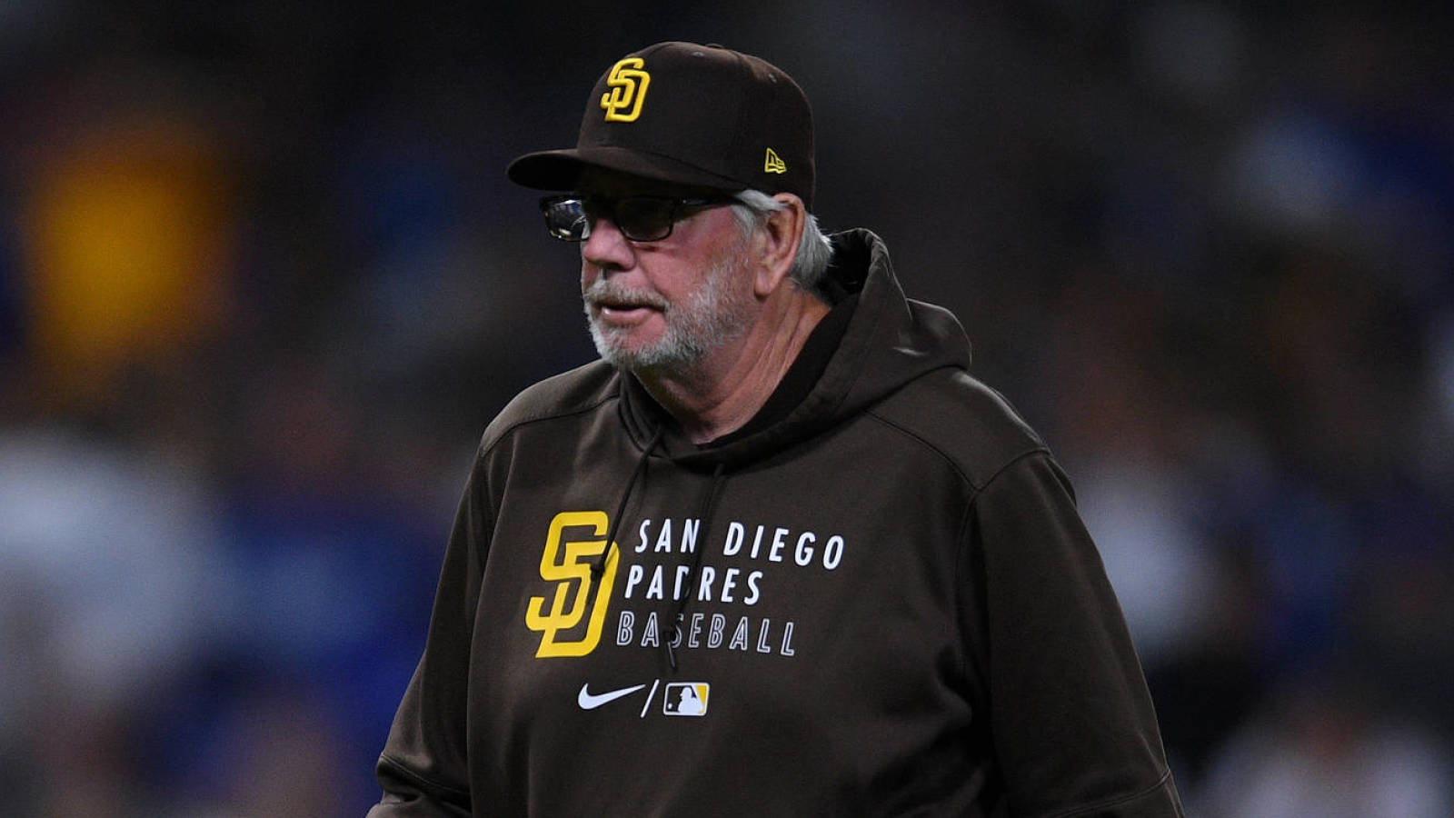 Padres fire pitching coach Larry Rothschild