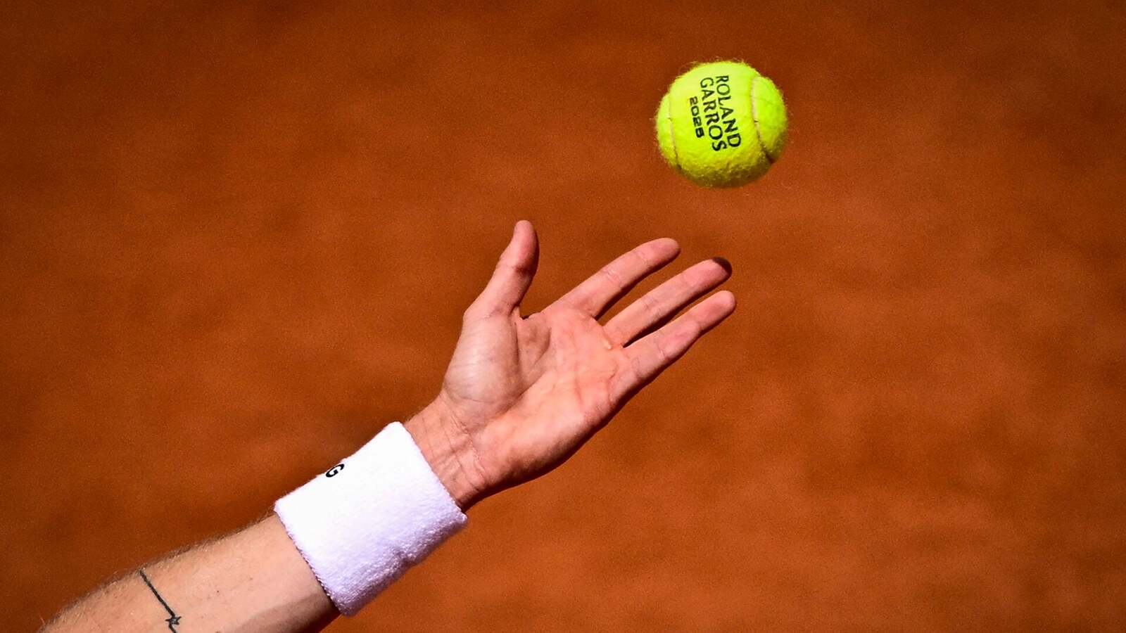 Shock announcement? Mauresmo hints Roland Garros night sessions will head to Suzanne Lenglen next year