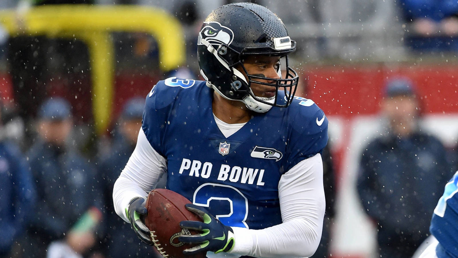 Tyrann Mathieu S Juicy Tweet Says Russell Wilson Wants New York Yardbarker