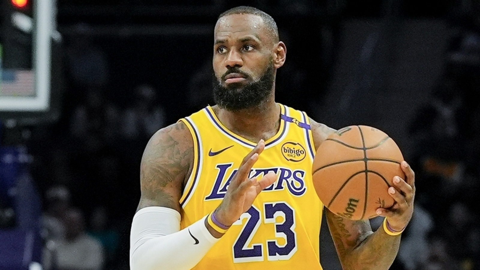 LeBron James, Donovan Mitchell named Players of the Week