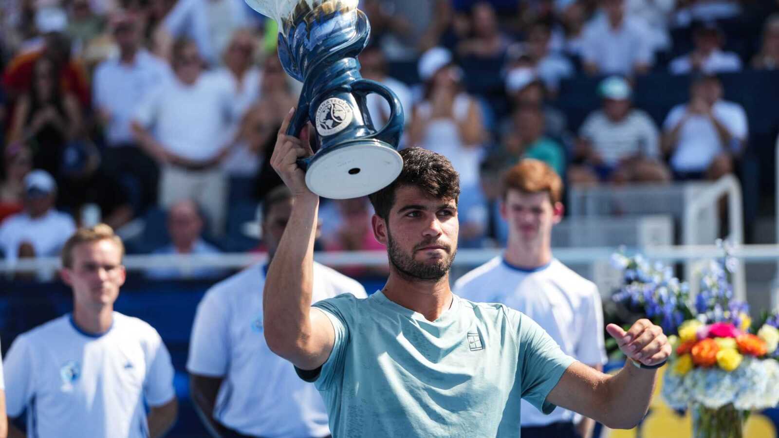Carlos Alcaraz Reveals When He Realized That Jannik Sinner Was Going to Retire in the Cincinnati Open Final