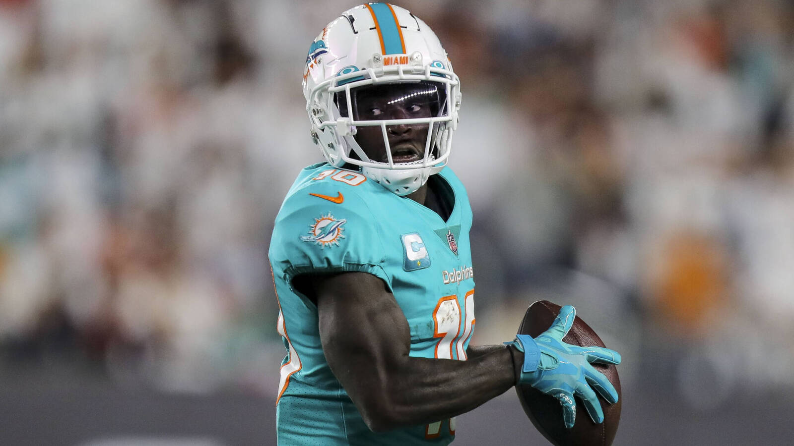 Dolphins star WR Tyreek Hill didn't join Jets over state taxes?