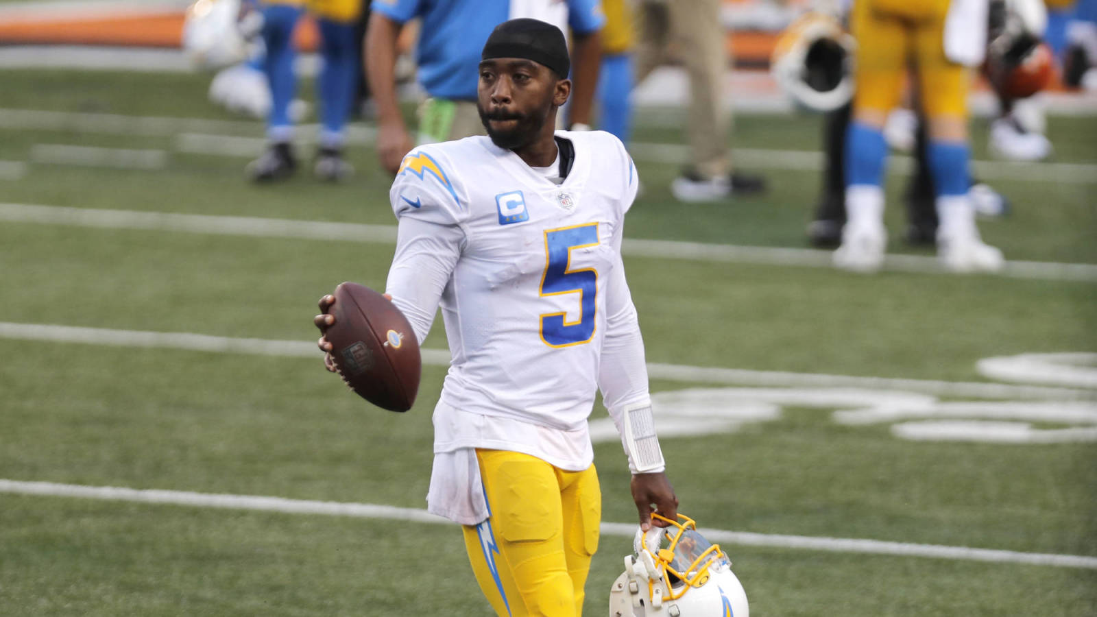Chargers quarterback Tyrod Taylor cleared to return after punctured lung