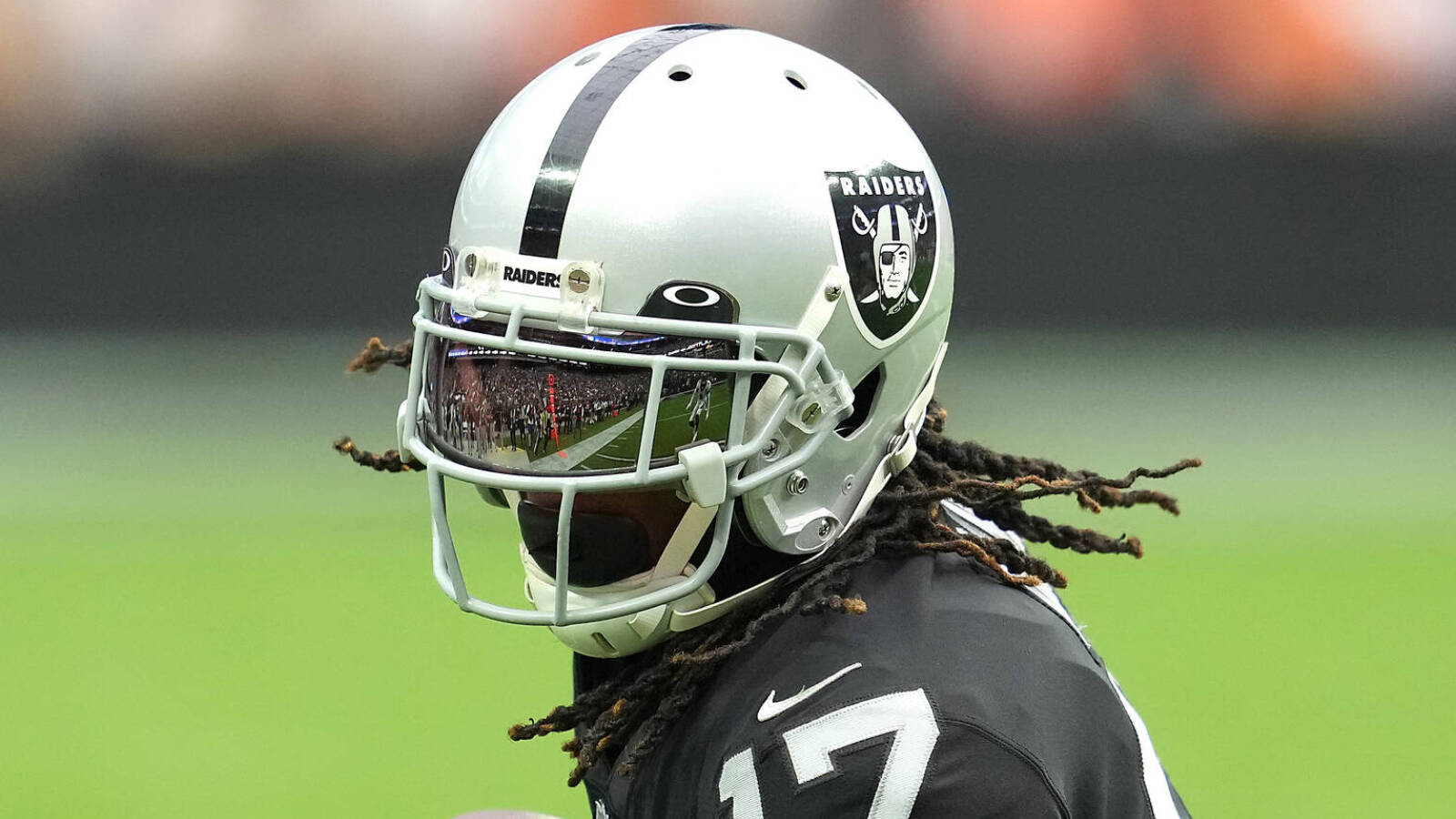 Attorney: Man shoved by Raiders' Davante Adams has concussion symptoms