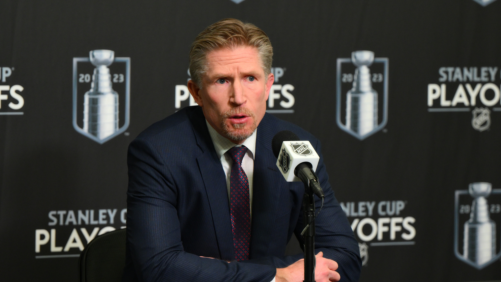 Arizona State hires Dave Hakstol as men's hockey coach amid inquiry into outdoor workout
