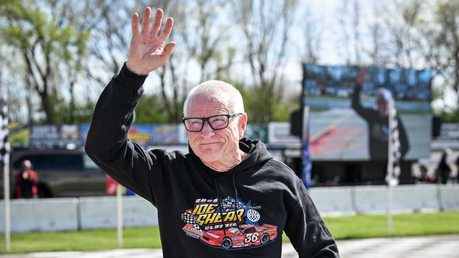 ‘I Understand the Fans’: Mark Martin Explains How Social Media & Grassroots Racing Shaped His Views on Modern-Day NASCAR