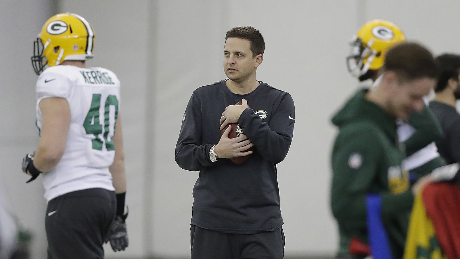 Browns hire former Packers executive Eliot Wolf as assistant general manager Browns hire former Packers executive Eliot Wolf as assistant general manager