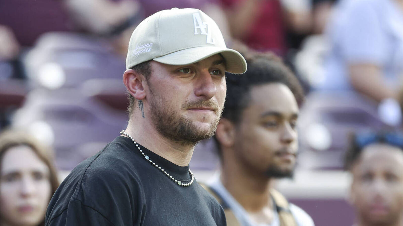 Johnny Manziel takes aim at former teammate over treatment with Browns