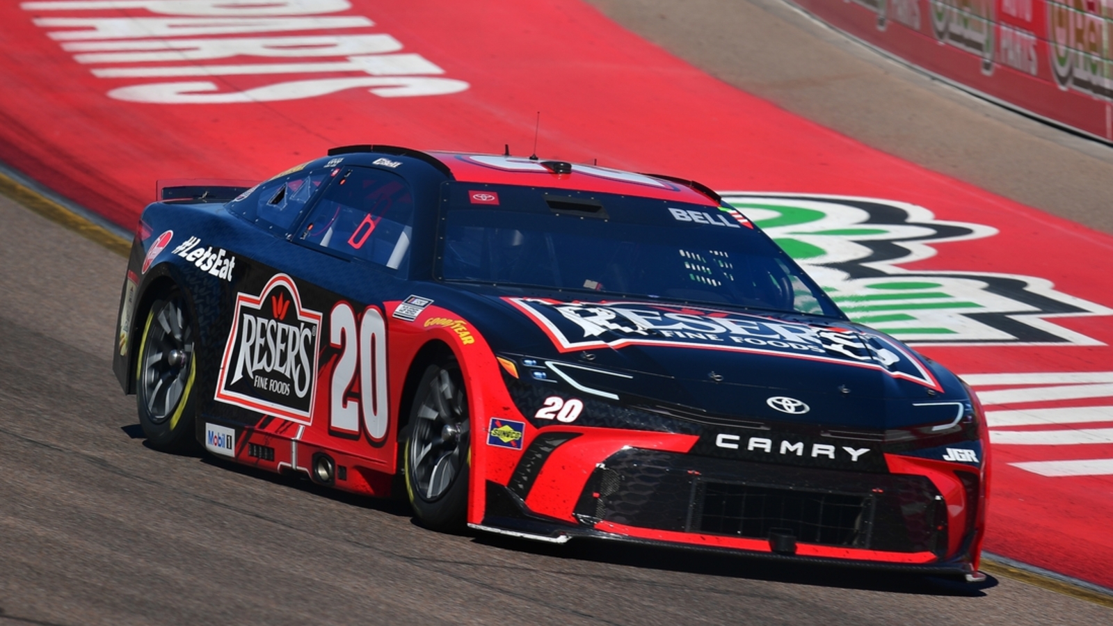 Christopher Bell eyes 4th straight win; drivers eager for Las Vegas test