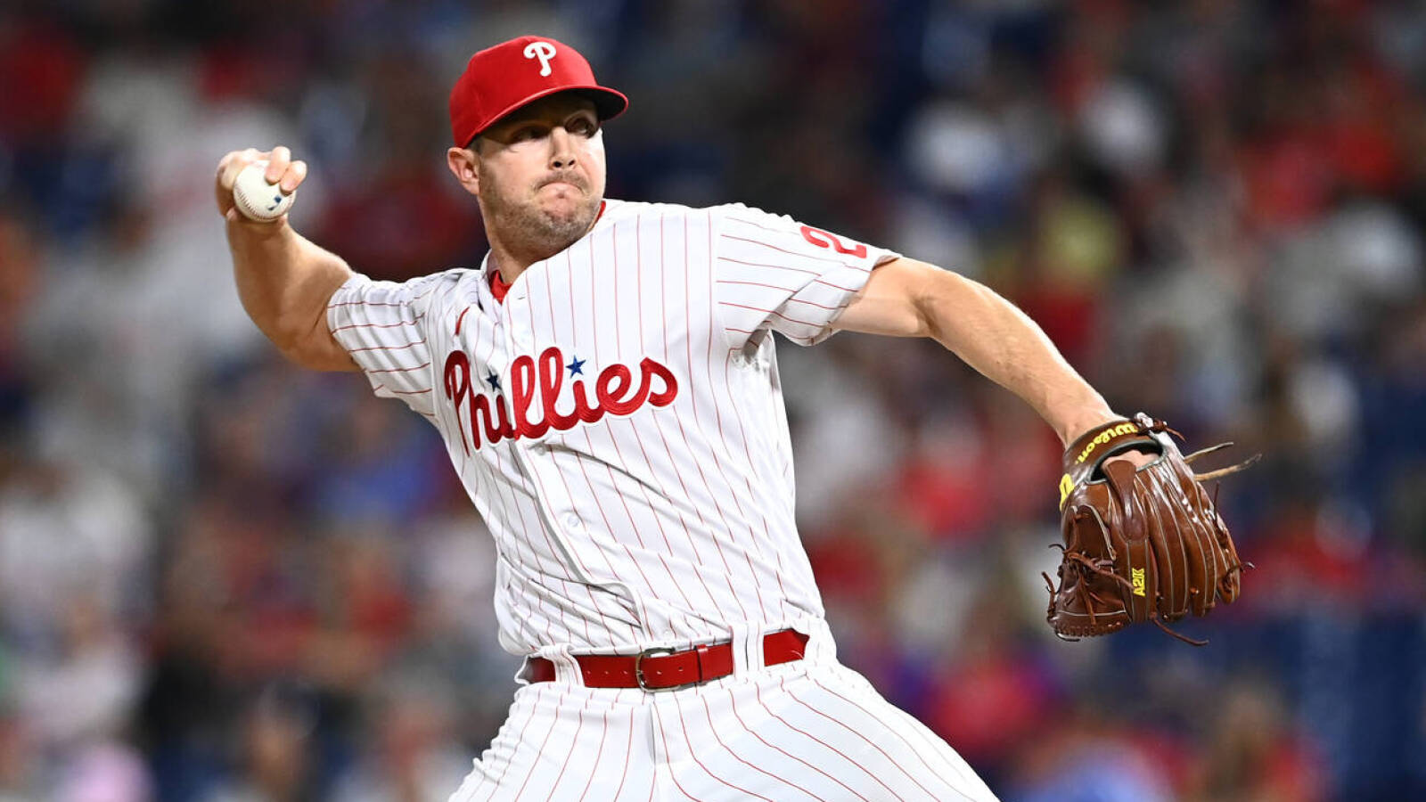 White Sox sign veteran right-handed relievers