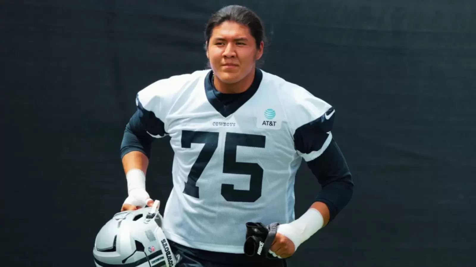 Why Shiyazh Pete’s size and versatility could give him a real chance to earn a Cowboys roster spot