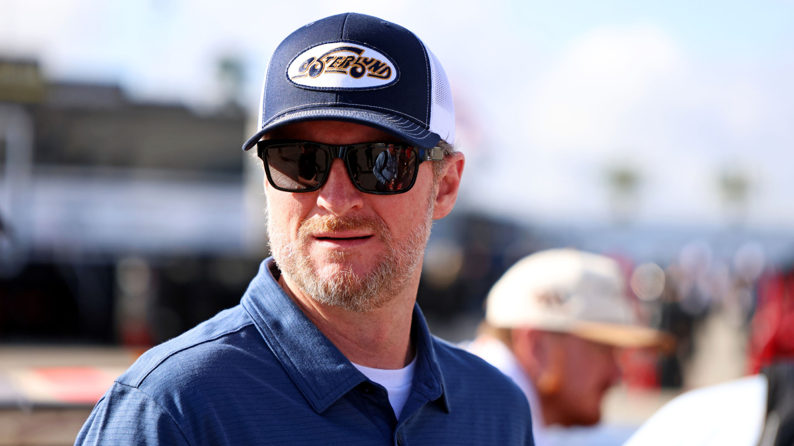 Dale Earnhardt Jr. Emotionally Recalls the Exact Moment He Realized Dale Sr. Died on the Track During the Daytona 500