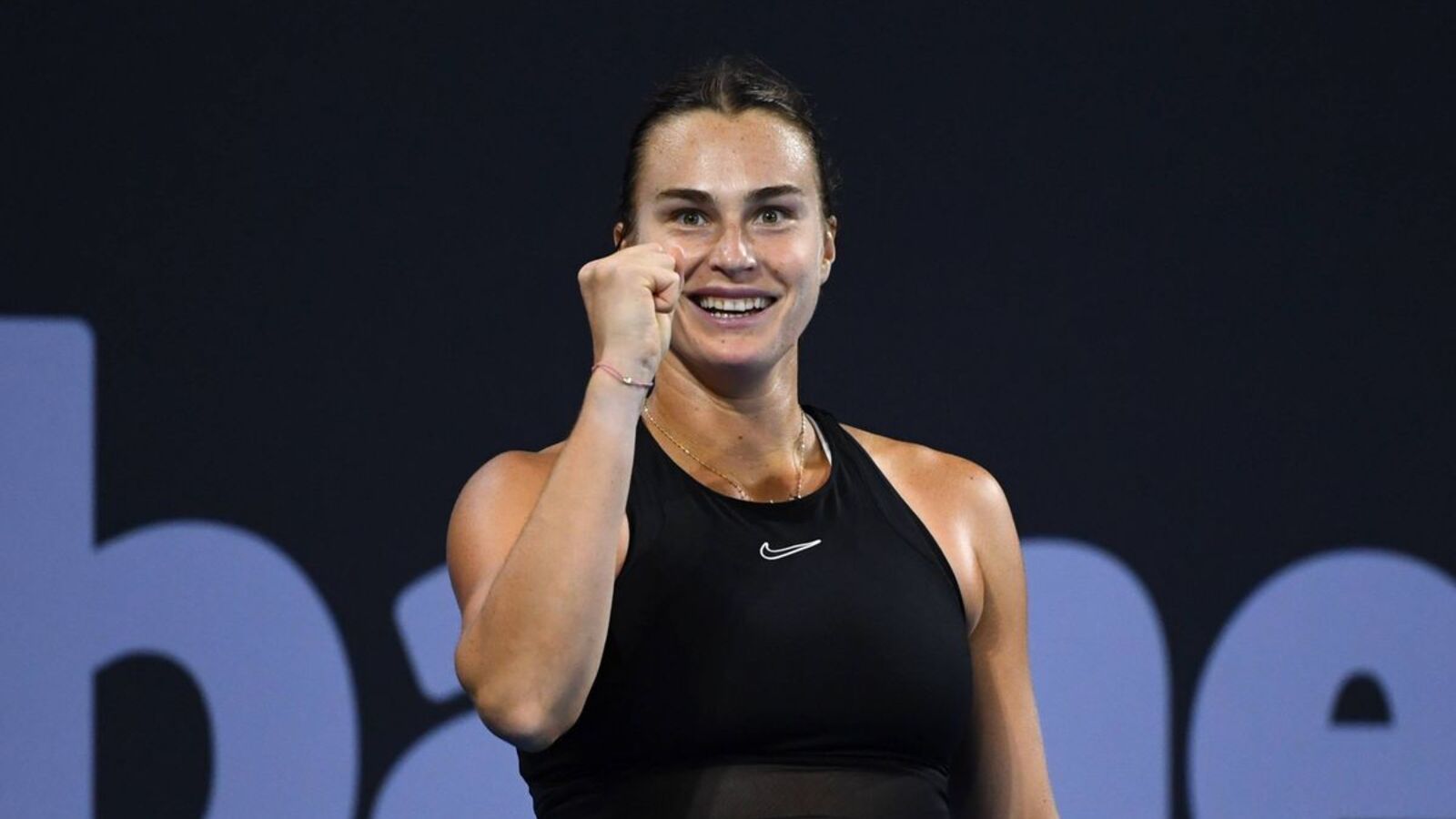 Daily Dose of Social Media: Sabalenka shares off-season routine as Sharapova and Venus Williams dazzle at Fashion Awards
