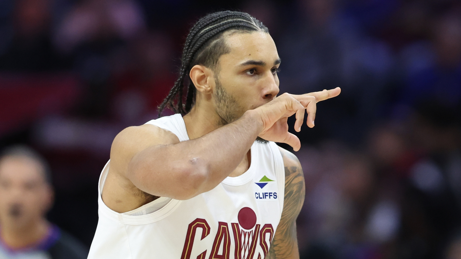 Jaylon Tyson does it all for short-handed Cavaliers against 76ers