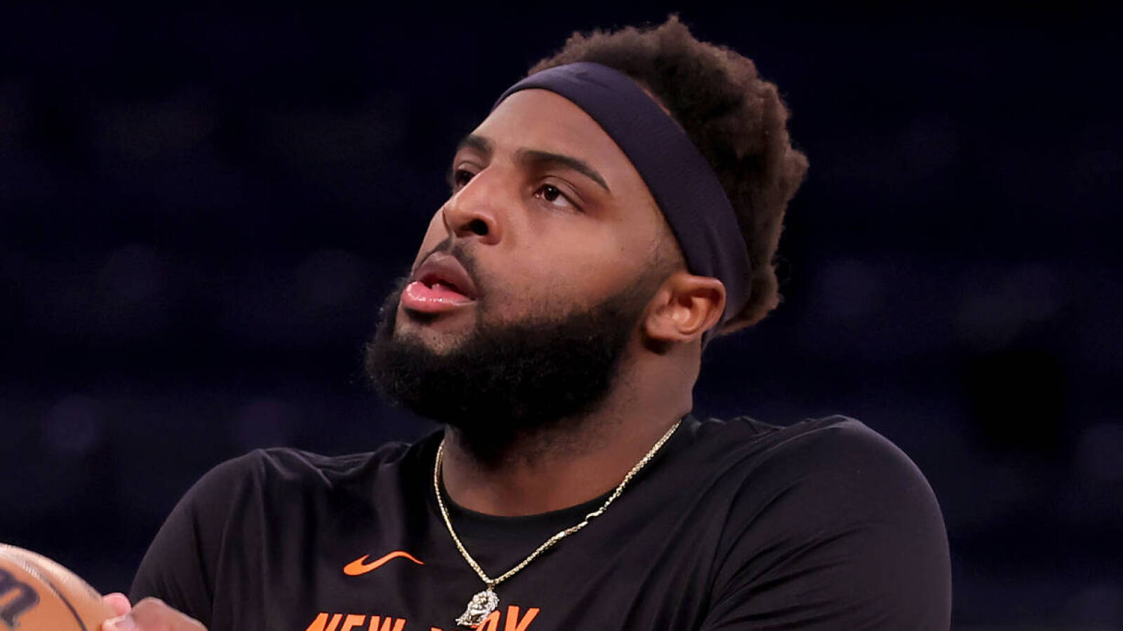 Knicks big man undergoes another ankle surgery