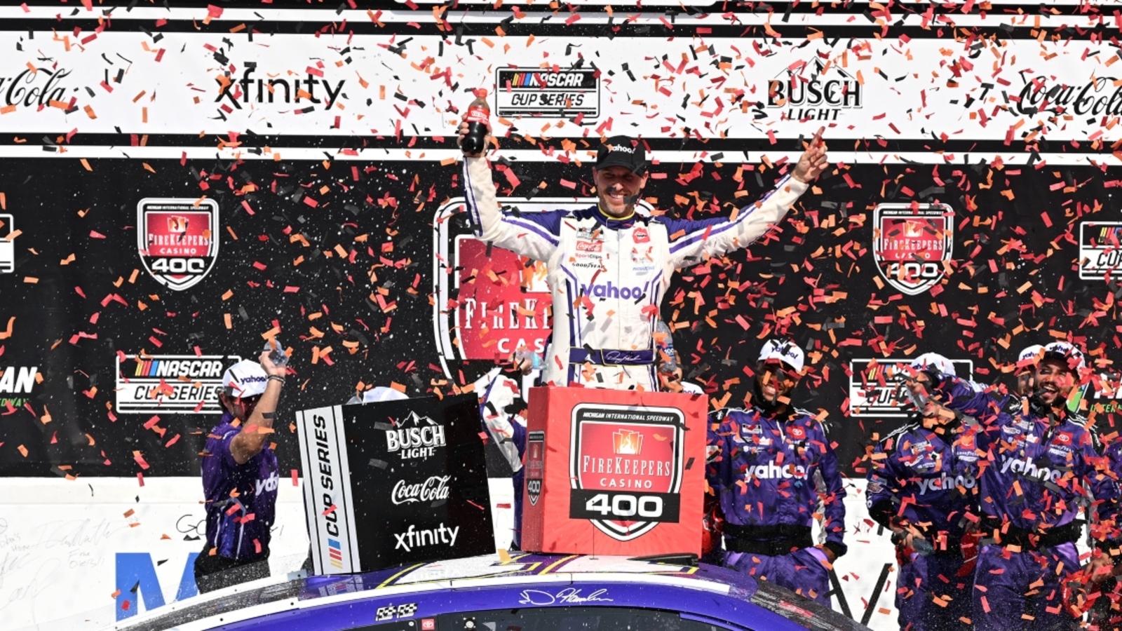 NASCAR Monday Mash-Up: Denny Hamlin makes fuel work in Michigan
