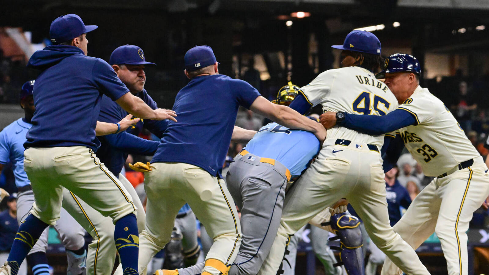 Watch: Brewers, Rays clear benches as wild brawl breaks out