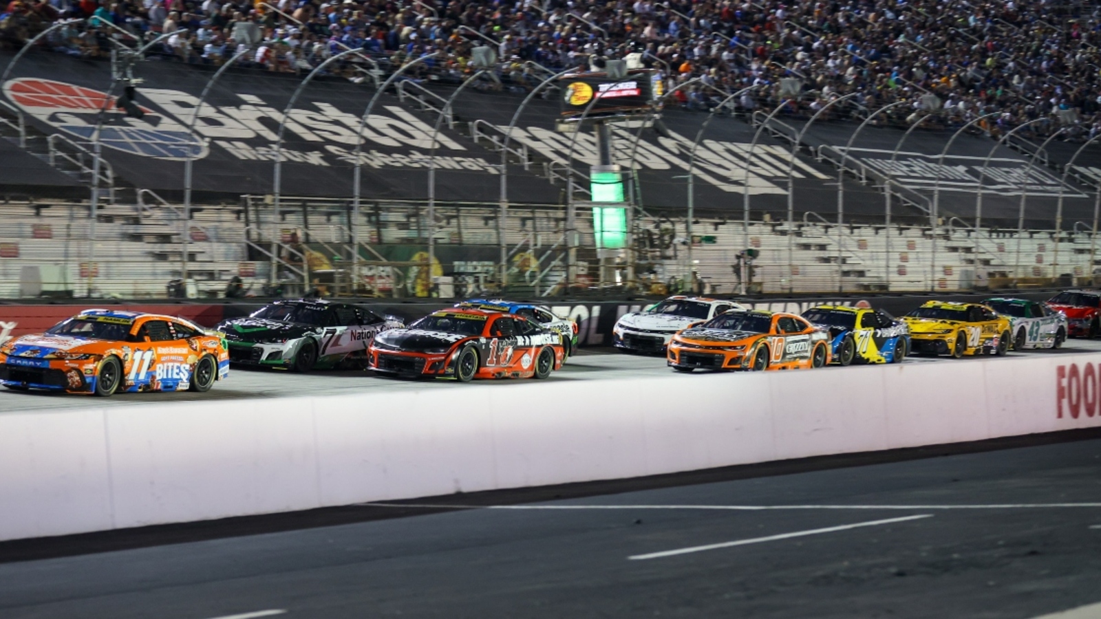 Denny Hamlin calls for one major change at Bristol in light of tire wear, wild caution stat