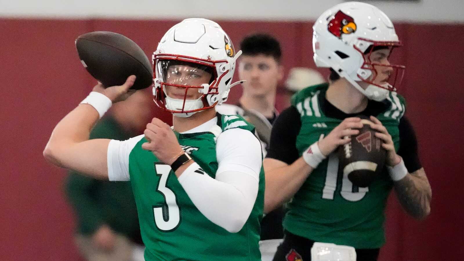 Transfer to Louisville pays off for former Ohio State QB Lincoln Kienholz