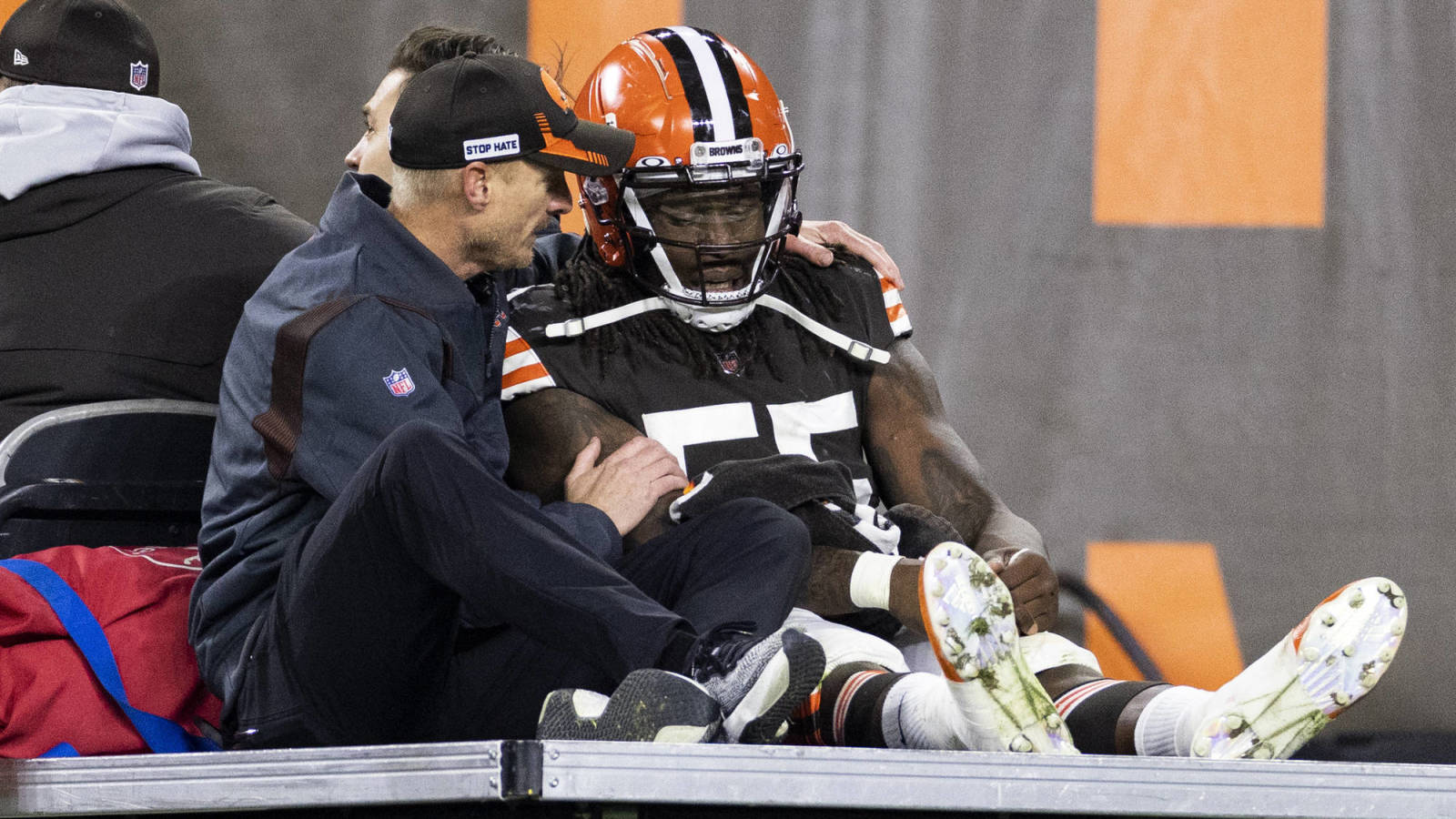 Browns fear DE Takkarist McKinley suffered torn Achilles vs. Raiders