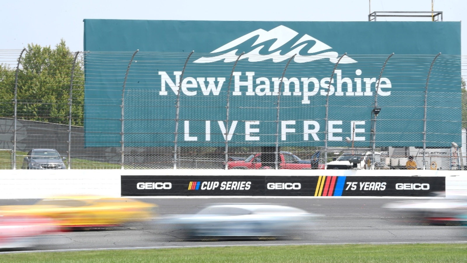 NASCAR insider predicts winner, top 5 finishers, darkhorse at New Hampshire