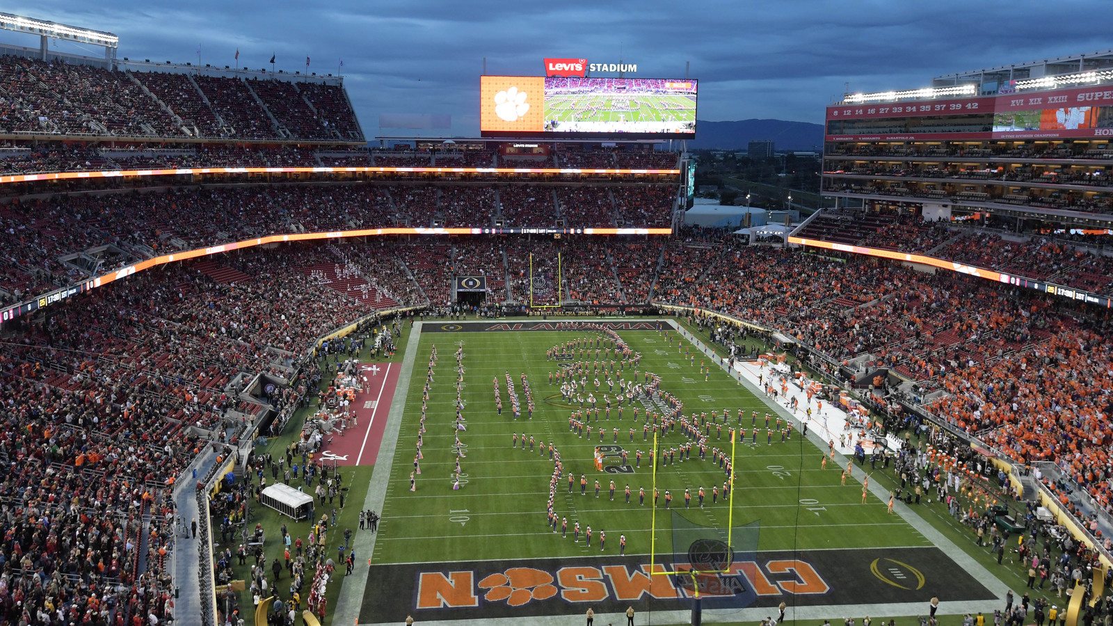 Plenty Of Empty Seats At Levi S Stadium For National Championship