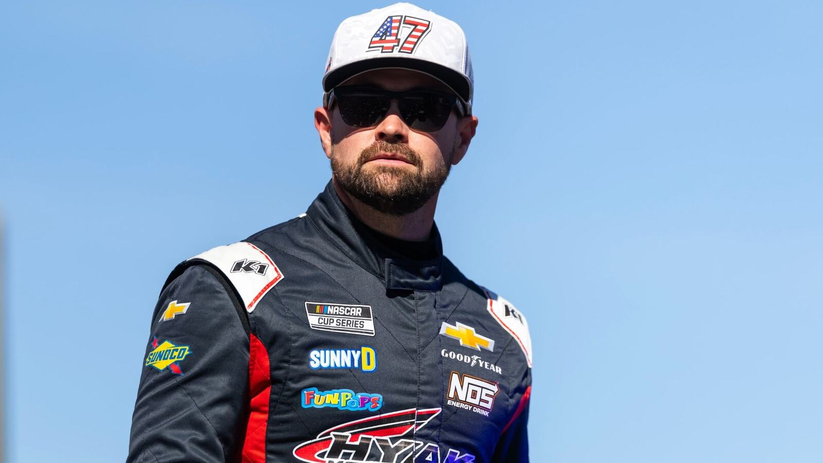 Ricky Stenhouse Jr. Reveals the Biggest Similarities and Differences Between Dirt and Stock Car Racing