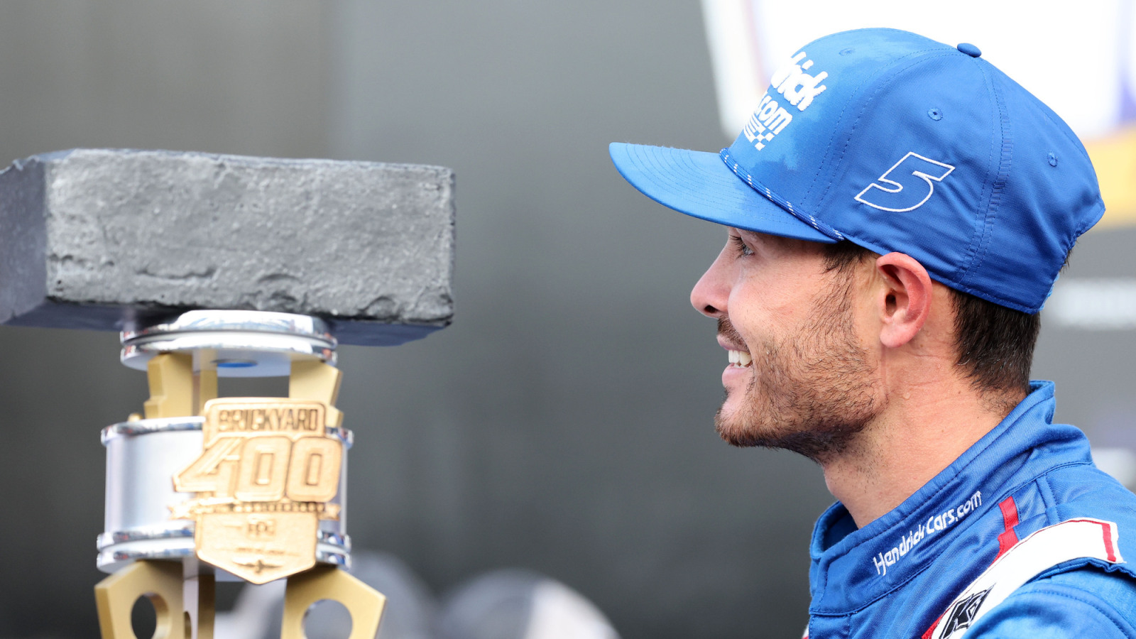 Slip Up Costs Kyle Larson Regular Season Points Lead