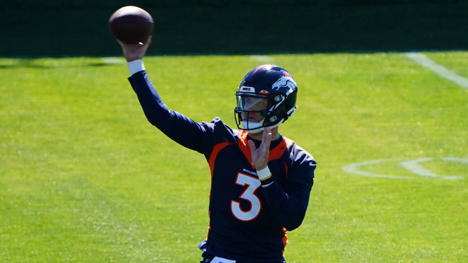 Drew Lock in 'driver's seat' to be Broncos starting quarterback in 2021 - NewsOpener Drew Lock in 'driver's seat' to be Broncos starting quarterback in 2021