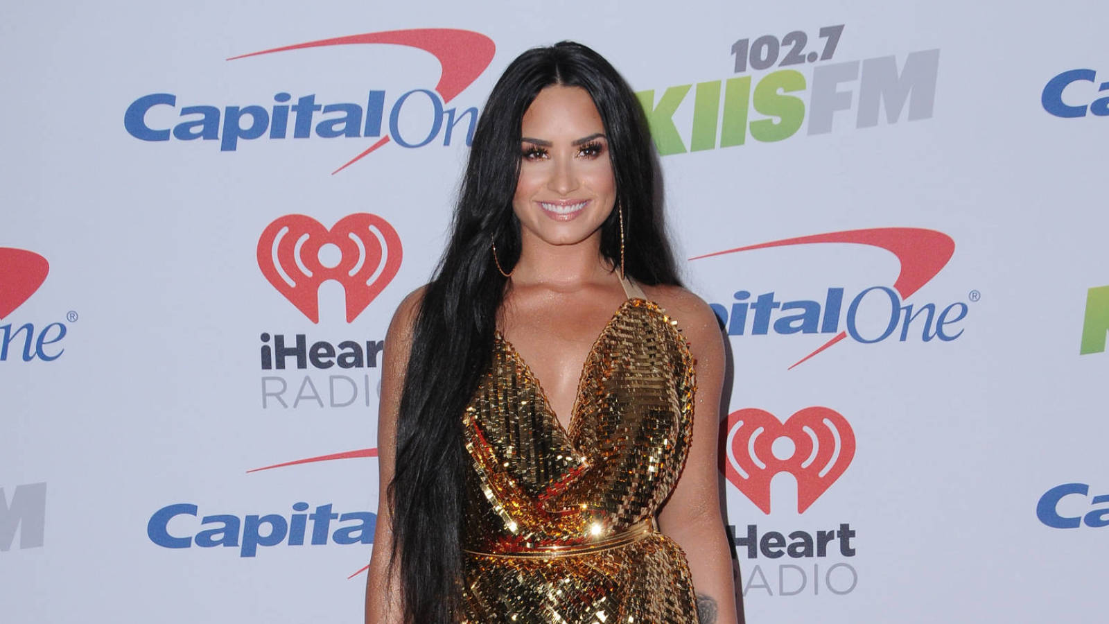 Demi Lovato Will Always Cherish Playing Naya Rivera S Girlfriend On Glee Yardbarker