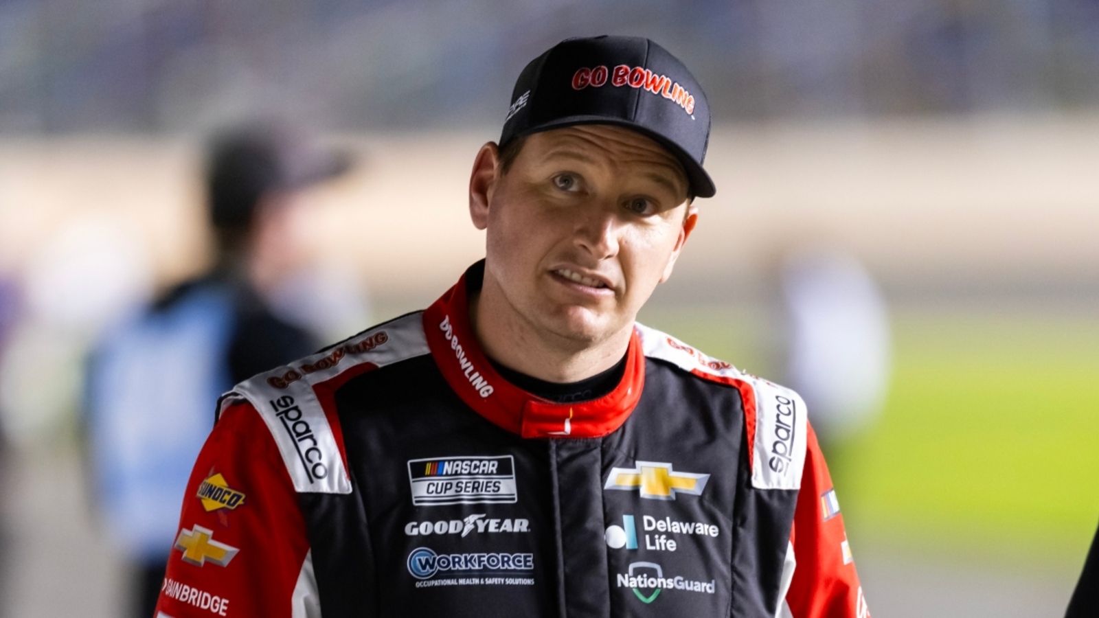http://www.yardbarker.com/media/1/5/15fef25b2f7998e72c3d7ecca72fafd0101f6eac/thumb_16x9/kevin-harvick-michael-mcdowell-panicked-before-hitting-wall-at-texas.jpg