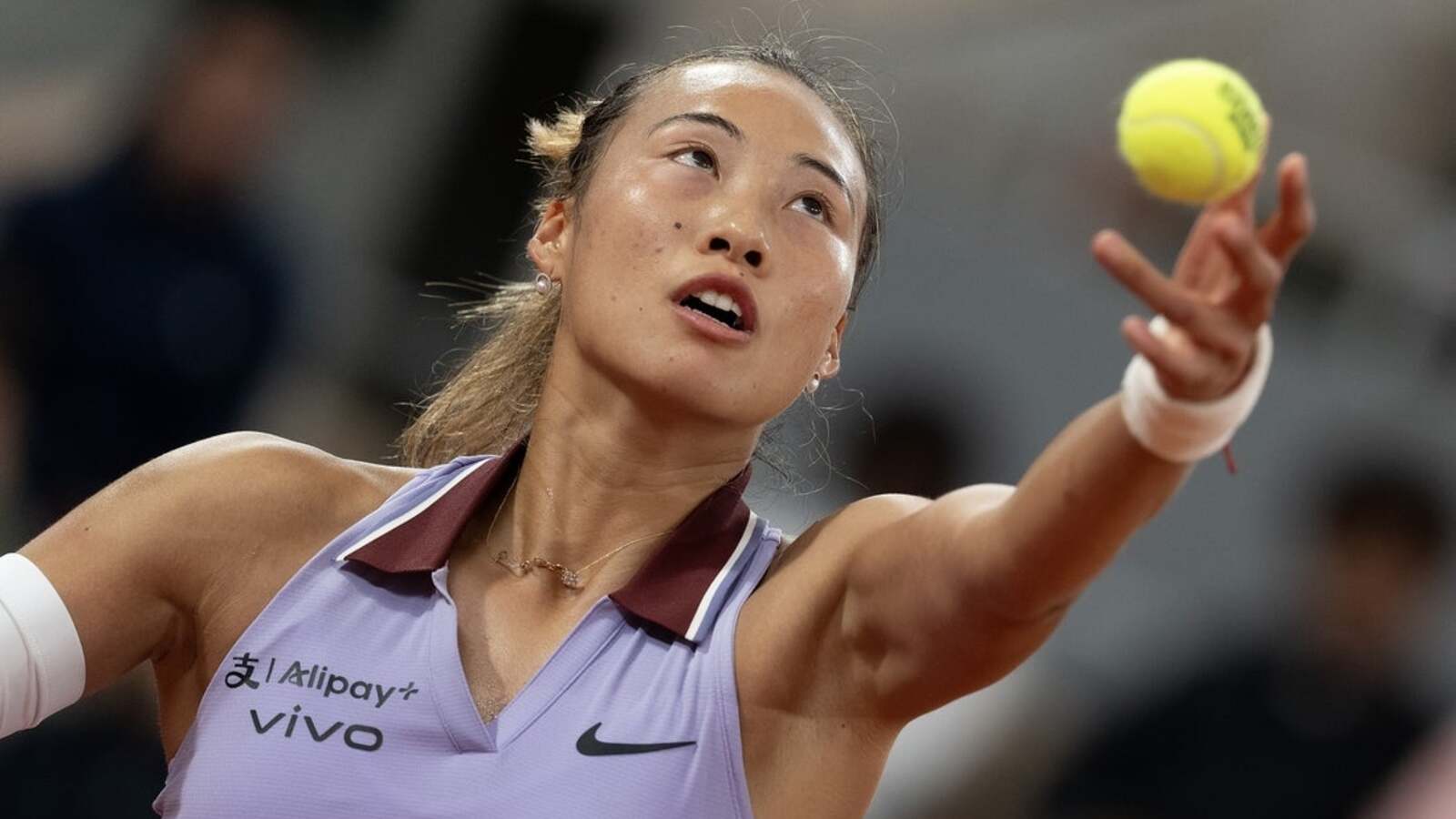 Qinwen Zheng taking 'short break' after elbow surgery