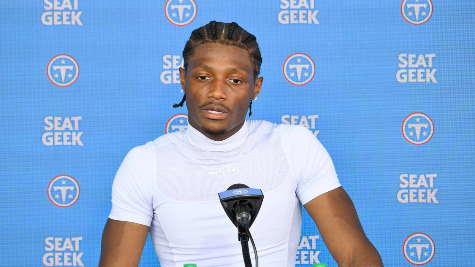 Small moment at Nashville fan event spoke volumes about Titans rookie Carnell Tate’s character