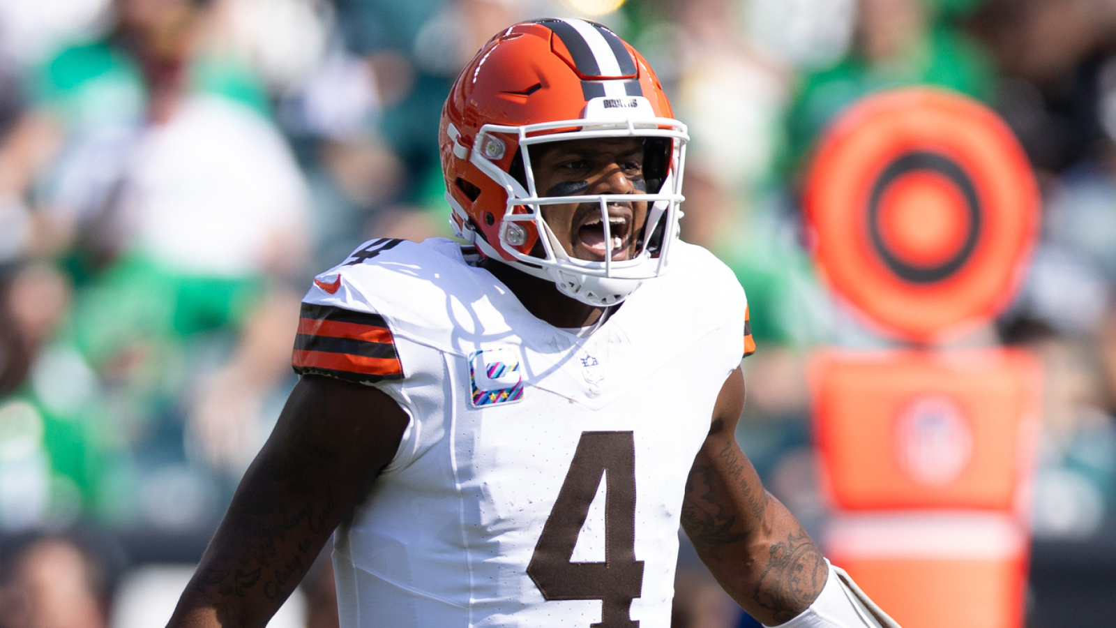 Browns' Deshaun Watson seemingly sends message to critics amid injury recovery