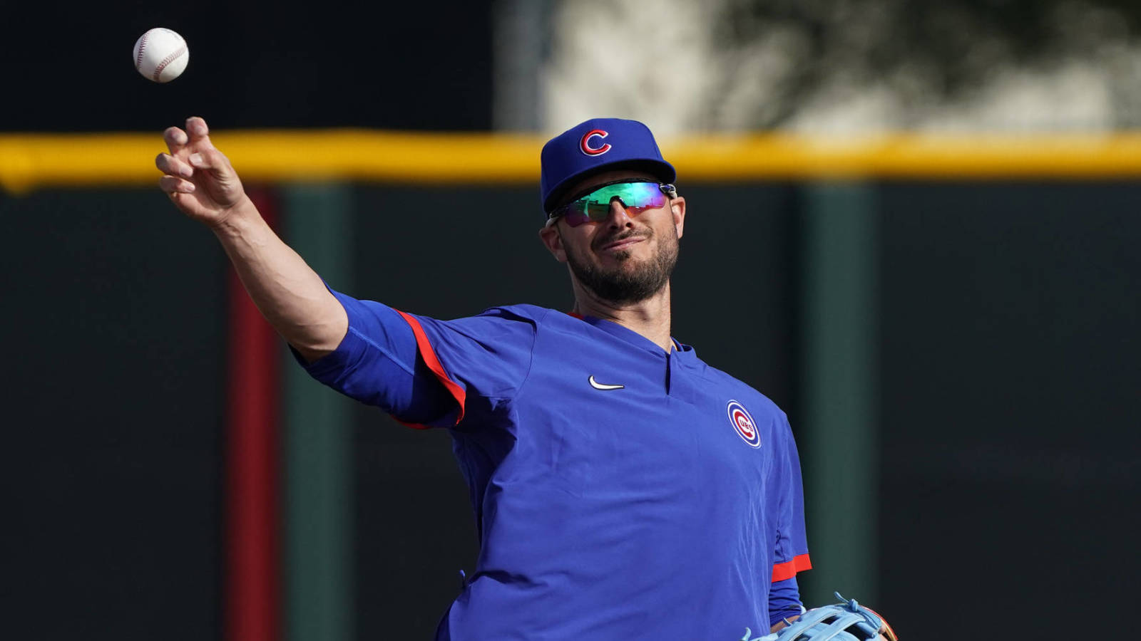 Report: Kris Bryant unlikely to be traded before Wednesday's non-tender deadline