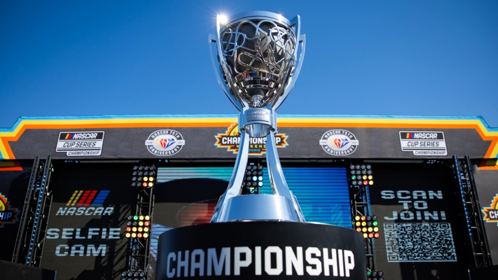 http://www.yardbarker.com/media/1/7/1766b96d1dbfbd56884ea8d123bb106ba67f8b58/thumb_16x9/2025-nascar-cup-championship-odds-betting-lines-released-before-start-of-season.jpg