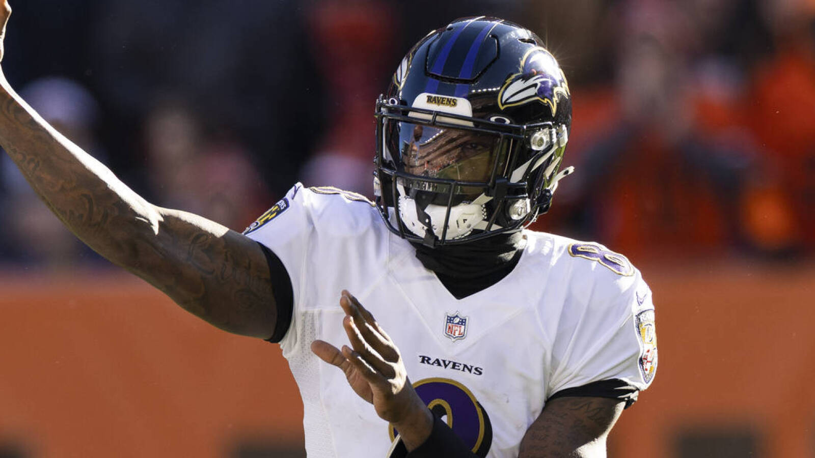 Ravens' Sashi Brown: Lamar Jackson skipping OTAs no 'reason for alarm'