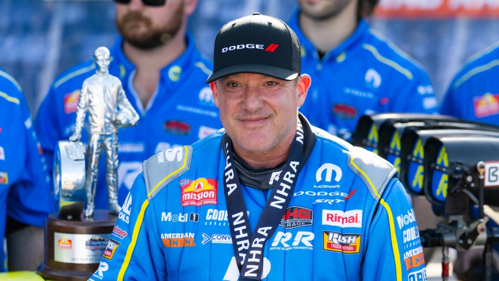 Tony Stewart ‘definitely planning on coming back to NASCAR races’