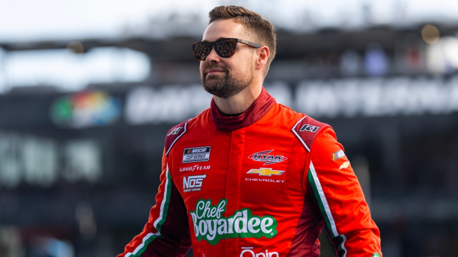 Ricky Stenhouse Jr., the last NASCAR driver to throw a punch, weighs in on Daniel Suárez, Ross Chastain scuffle