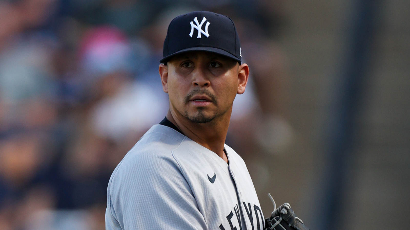 Carlos Carrasco sticks with Yankees organization
