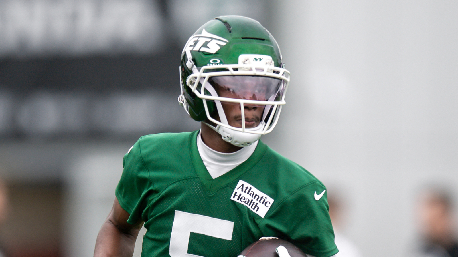 Garrett Wilson responds after Jets leave him off 2026 captains list