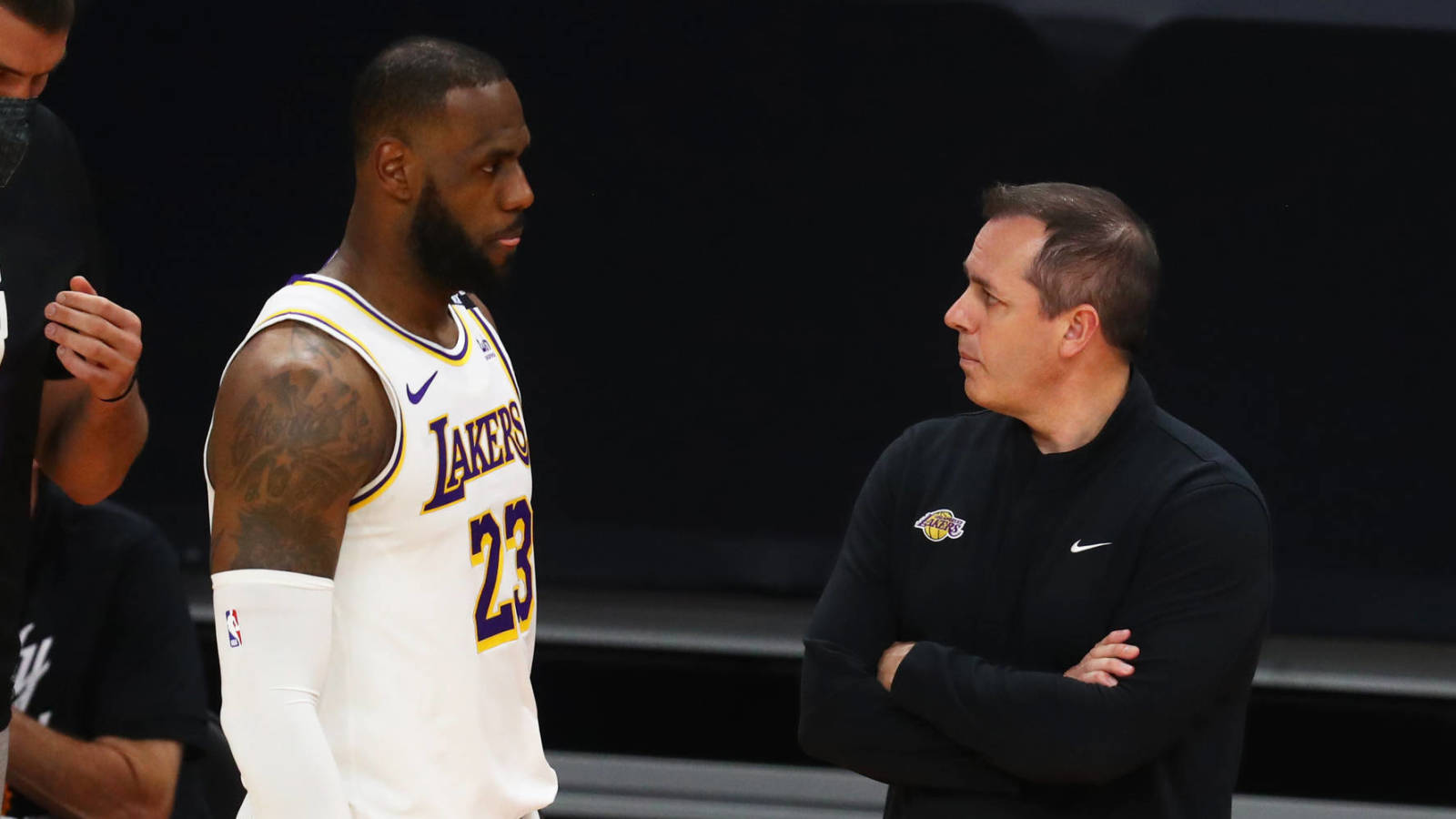 LeBron James defends Frank Vogel amid Lakers’ uneven start, points finger at players