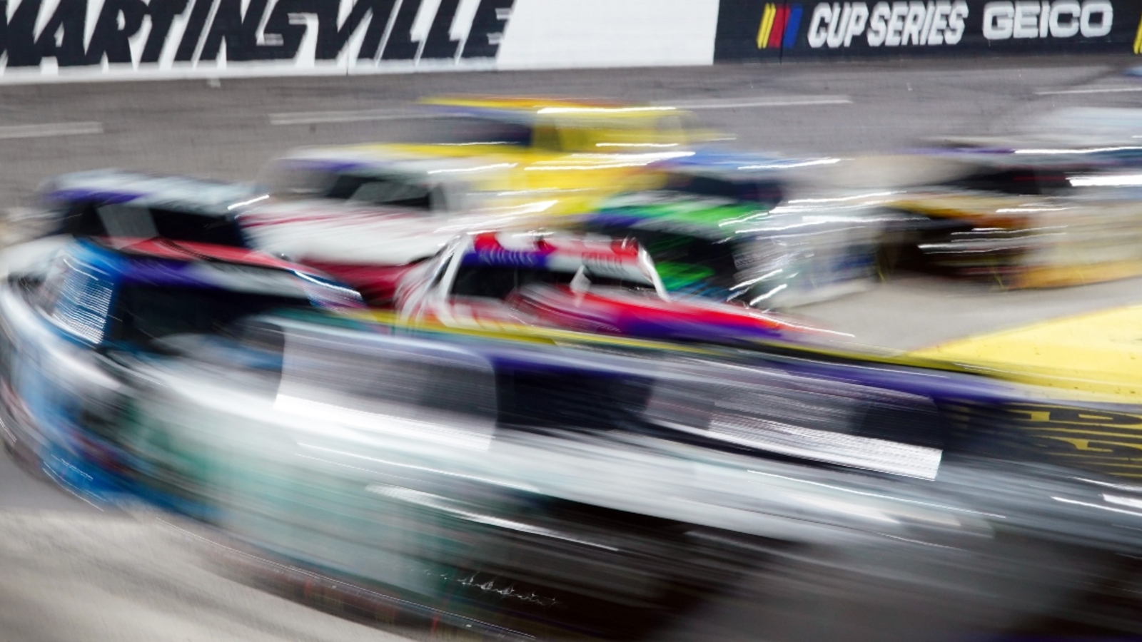 Kevin Harvick predicts winner for NASCAR playoff elimination race at Martinsville