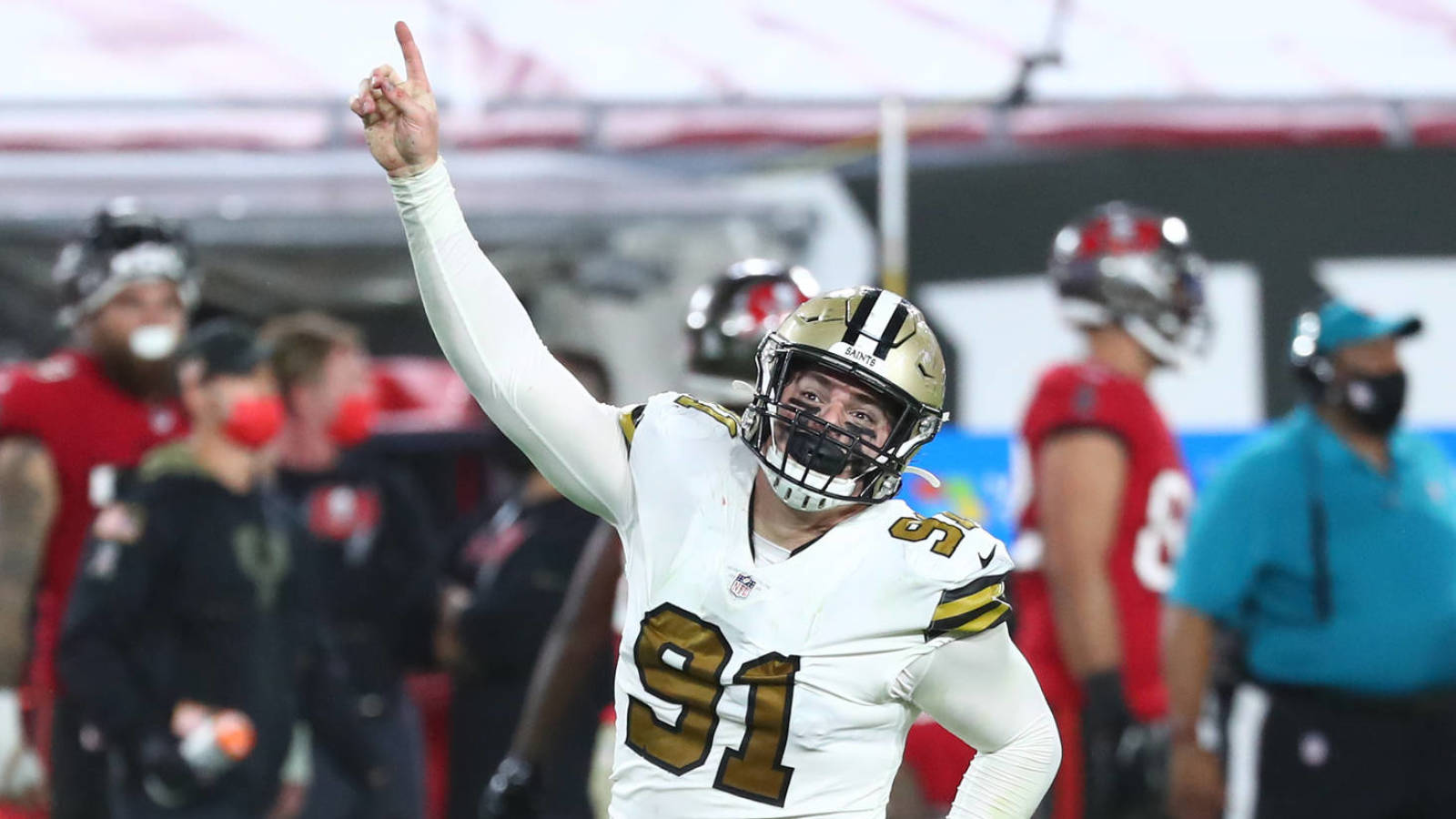 Saints' Trey Hendrickson out against Bears with neck injury