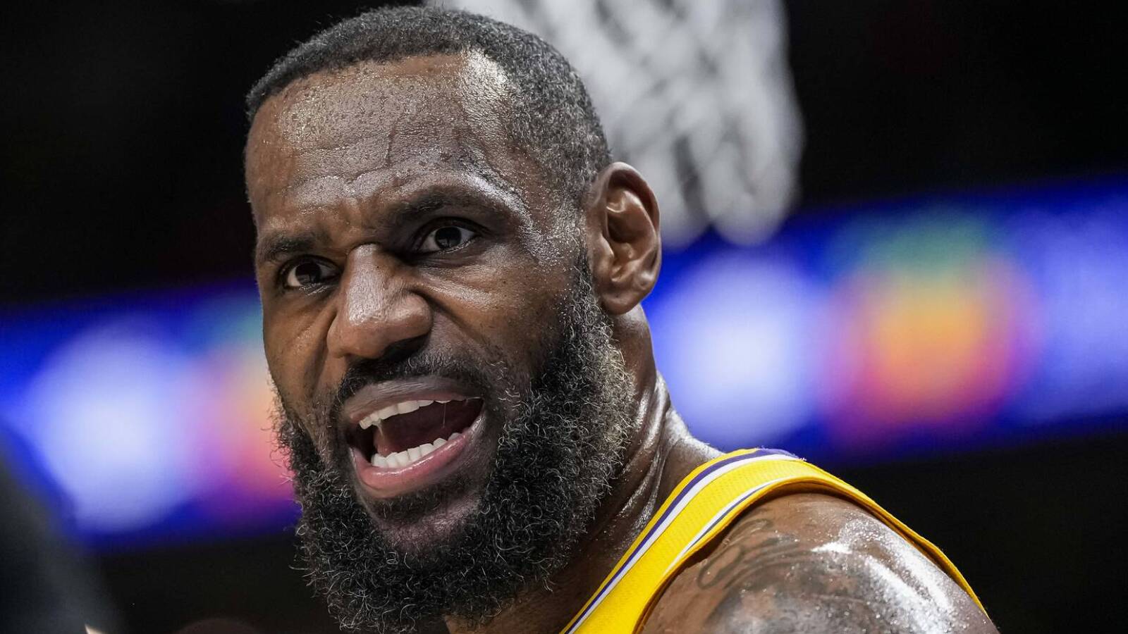 LeBron James doesn't mince words in assessing volatile Lakers