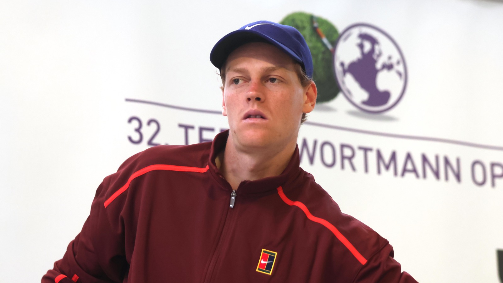 Jannik Sinner kicks off Halle Open defense with solid win over Yannik Hanfmann