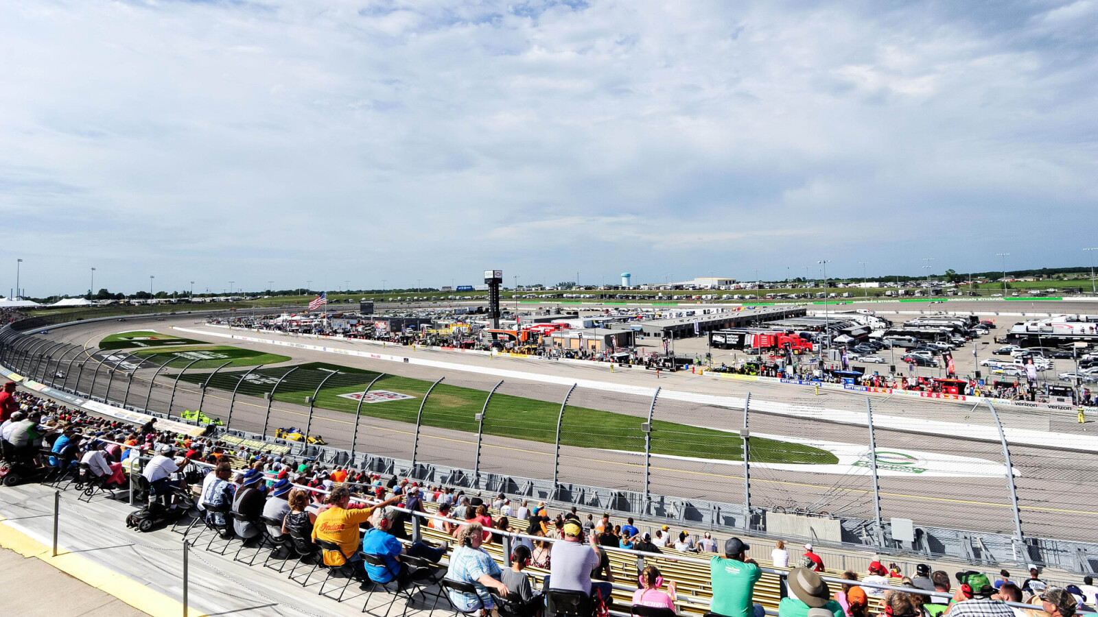 NASCAR’S Iowa Speedway: Where Tension Meets Asphalt